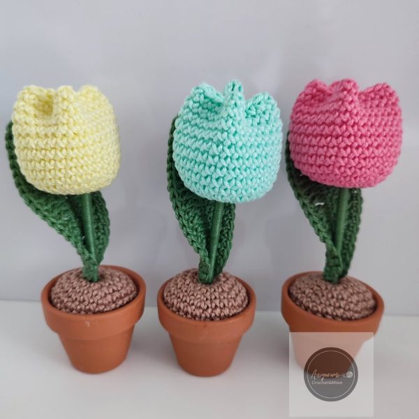 Horgolt tulipán agyag kaspóban - Image 3
